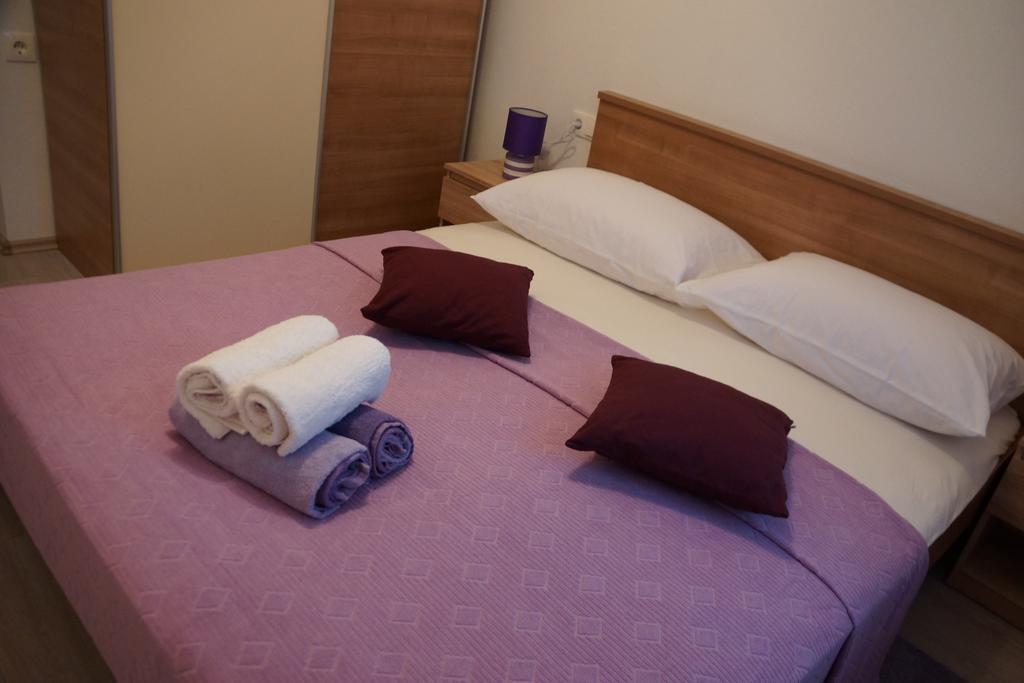 Apartments Kadulja Trogir Chambre photo